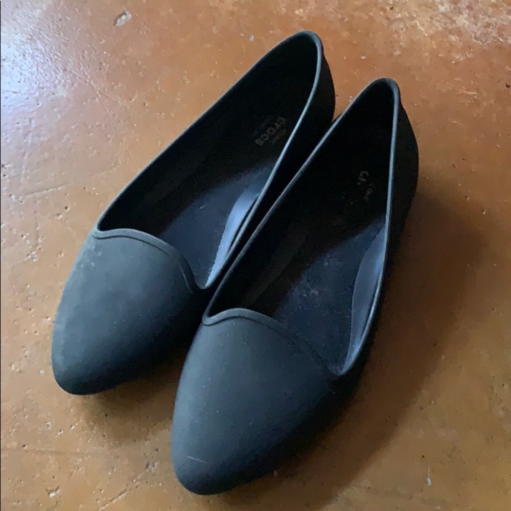 Crocs Rubber Flat Size 7